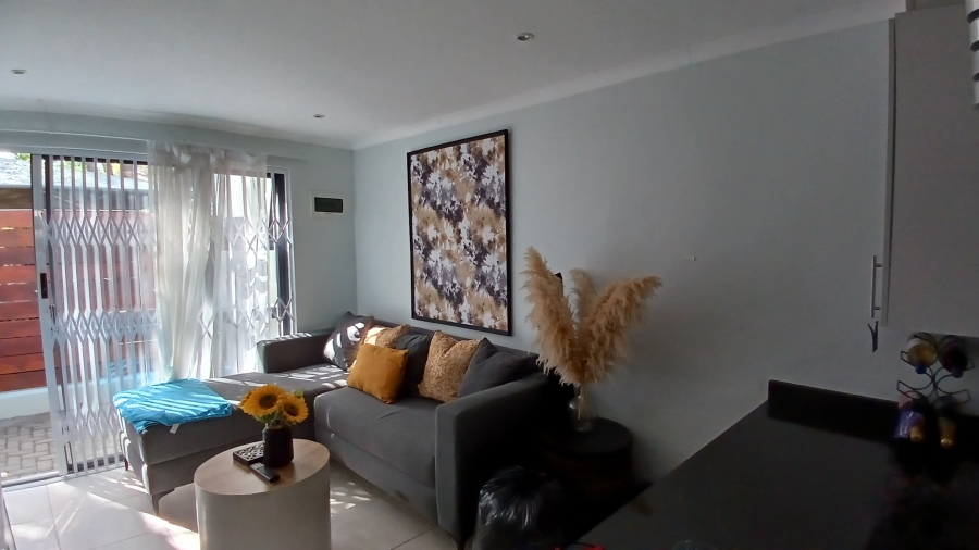 1 Bedroom Property for Sale in Charlo Eastern Cape